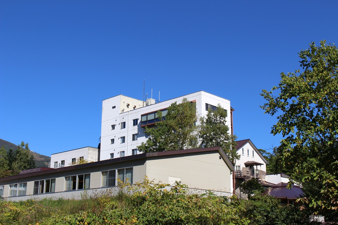 ニセコ温泉　ニセコグランドホテル｜北海道の温泉宿・人気温泉旅館｜5,300円〜